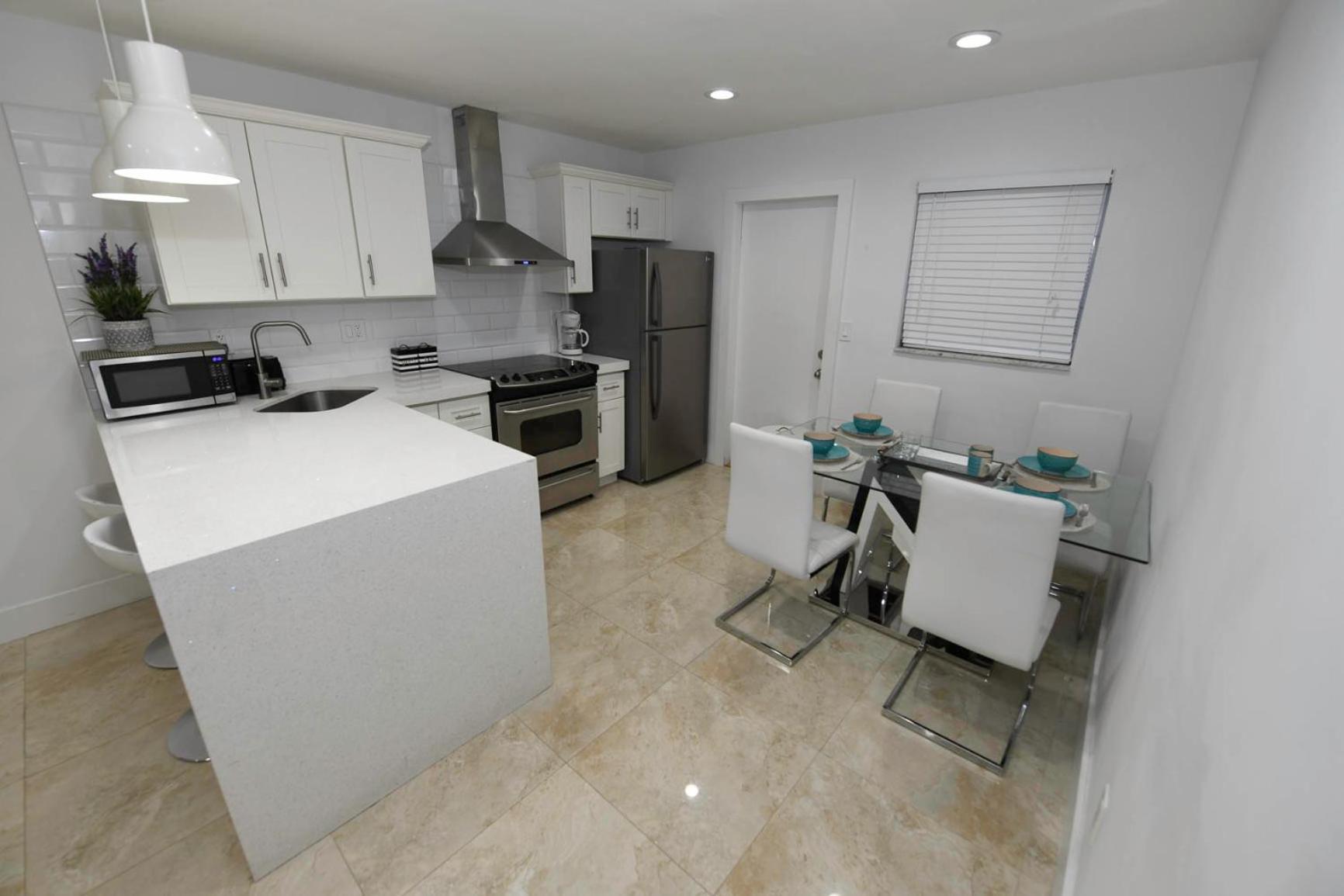 N61 Apartment Hollywood Bagian luar foto