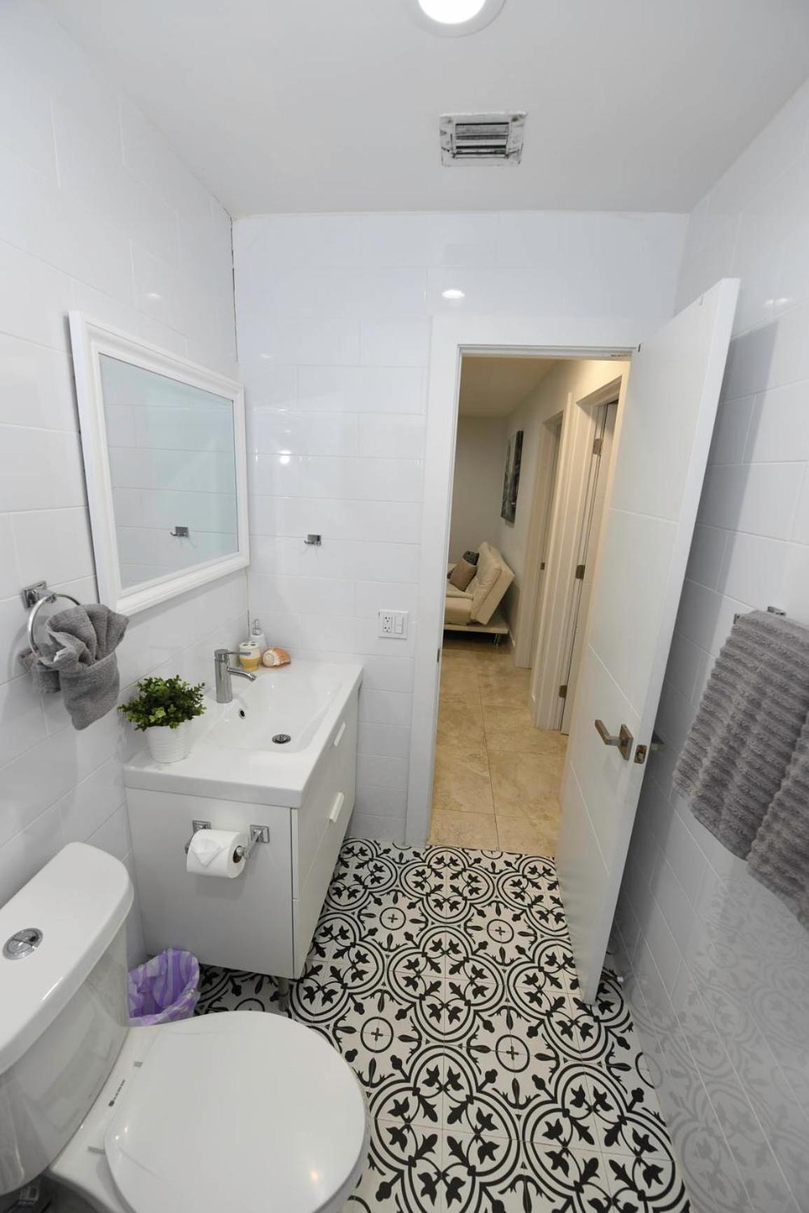 N61 Apartment Hollywood Bagian luar foto